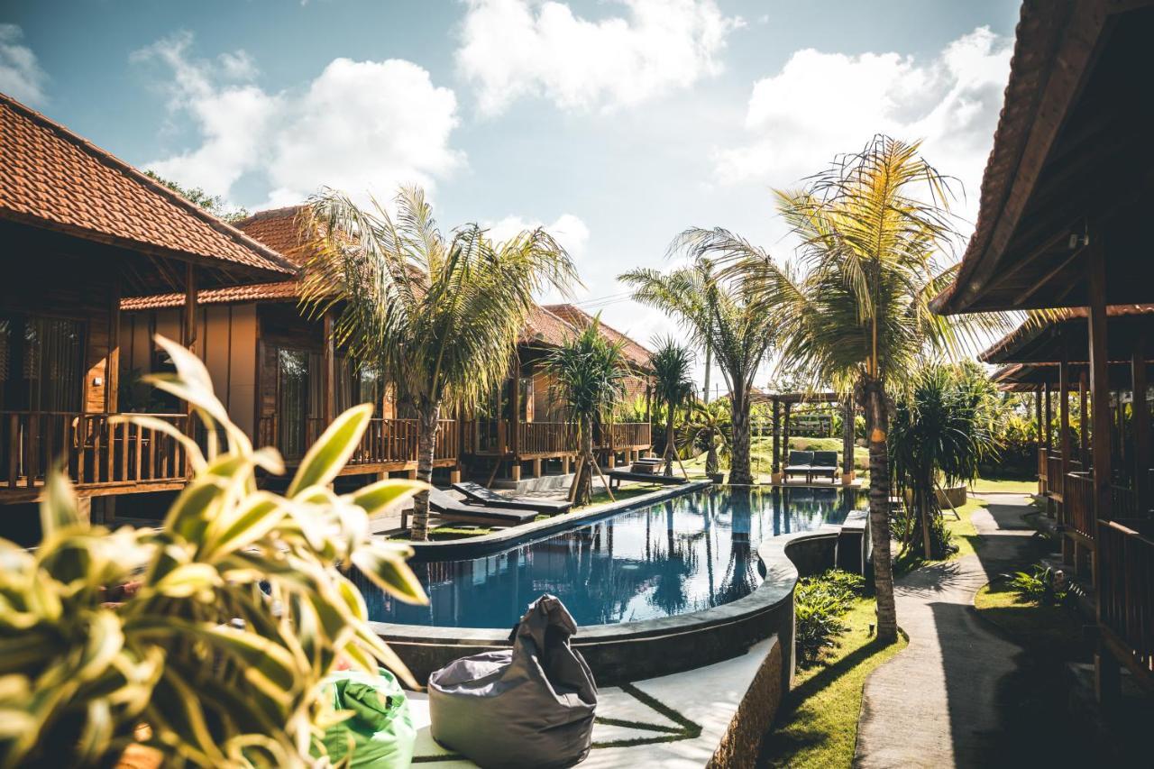Ocho Bali Surf Camp *